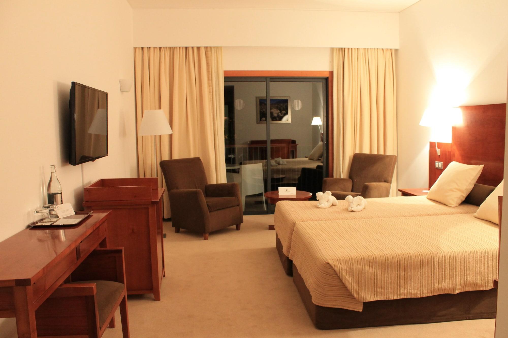 达塞拉庄园酒店 卡马拉-德洛布什 外观 照片